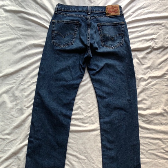 Levi’s 30x34 Medium Wash - Picture 8 of 12